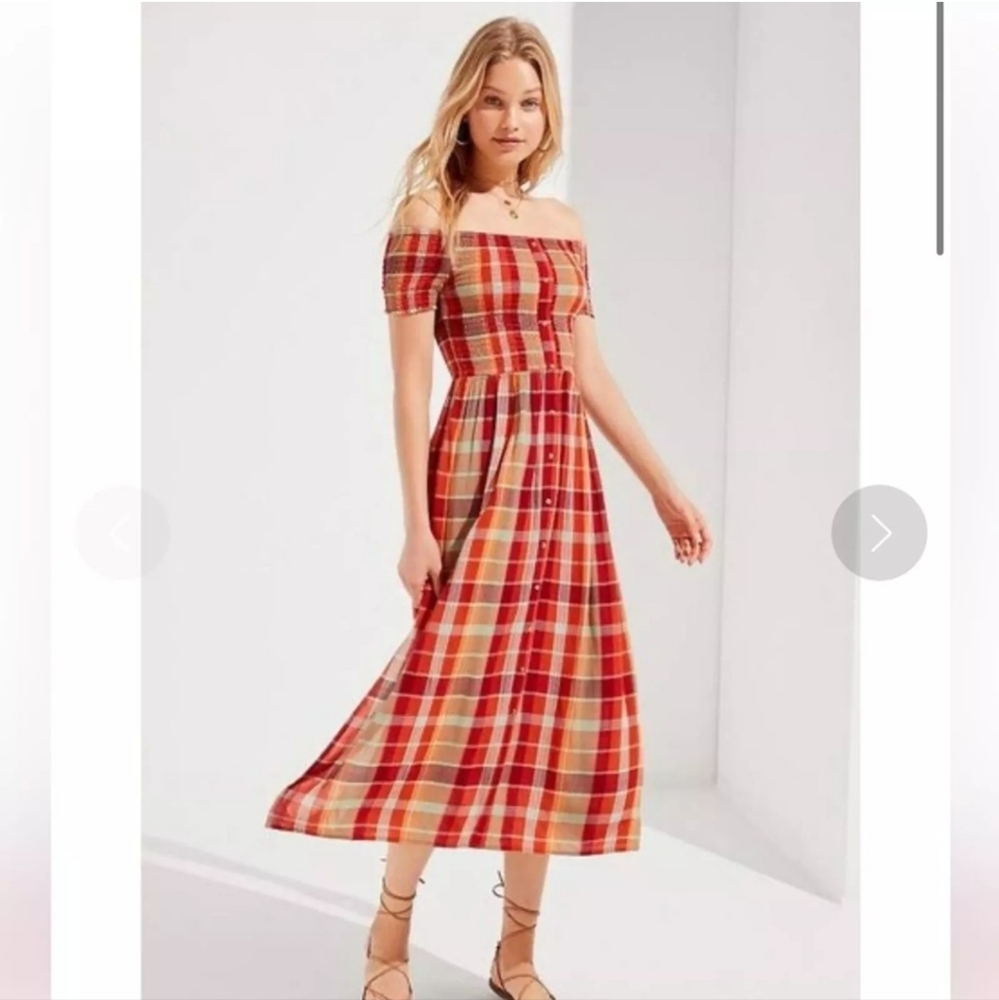 Urban Outfitters Monica Size Small Plaid Off The Shoulder Midi Dress
